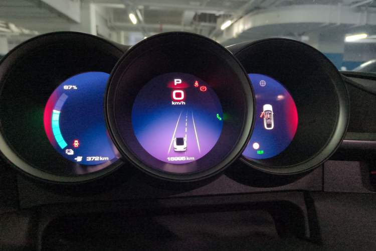 Used ORA Lightning Cat 2024 Dark Night Edition 555km Prestige Version