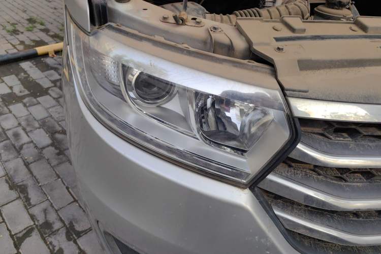 Used JAC Refine M3 2016 IKEA Edition 1.6L Luxury Smart Model
