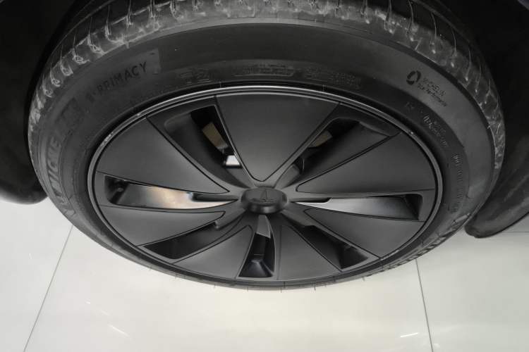 Used Tesla Model 3 2023 Rear-Wheel-Drive Version