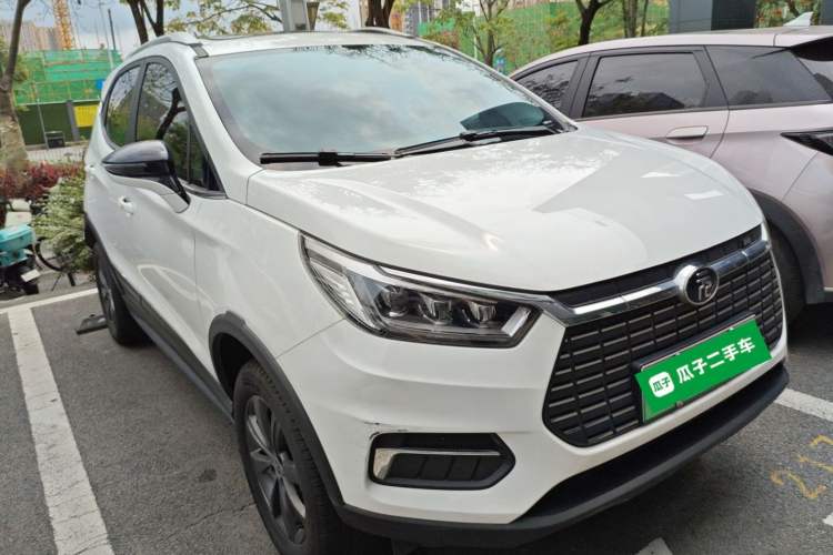 Used BYD Yuan New Energy 2019 EV360 Smart Connect Enjoyment Model Front Right 45 Deg