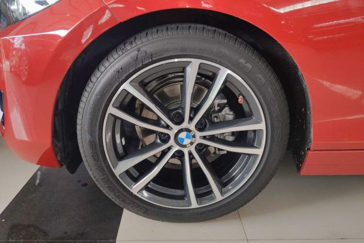 Used BMW 2 Series 2018 220i Sport Design Package
