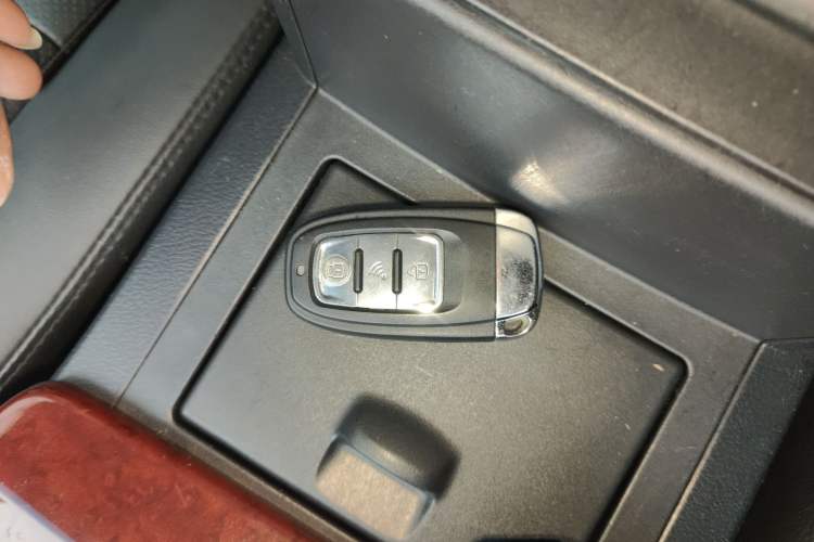 Used Toyota Camry 2013 2.0G Comfort Edition
