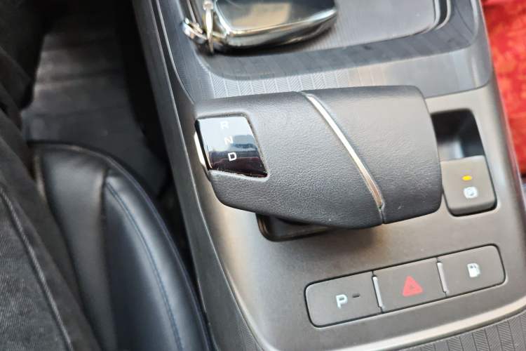 Used CHANGAN NEVO A05 2024 70 Lite Gear Lever