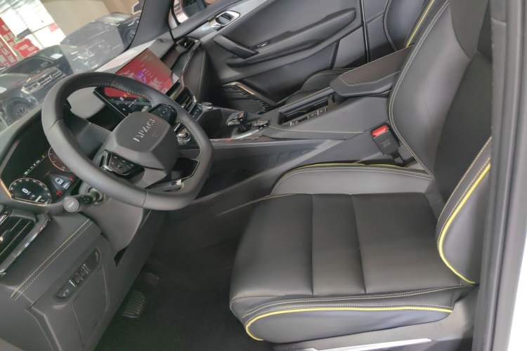 Used Lynk & Co 06 2023 Remix 1.5T Dynamic Halo