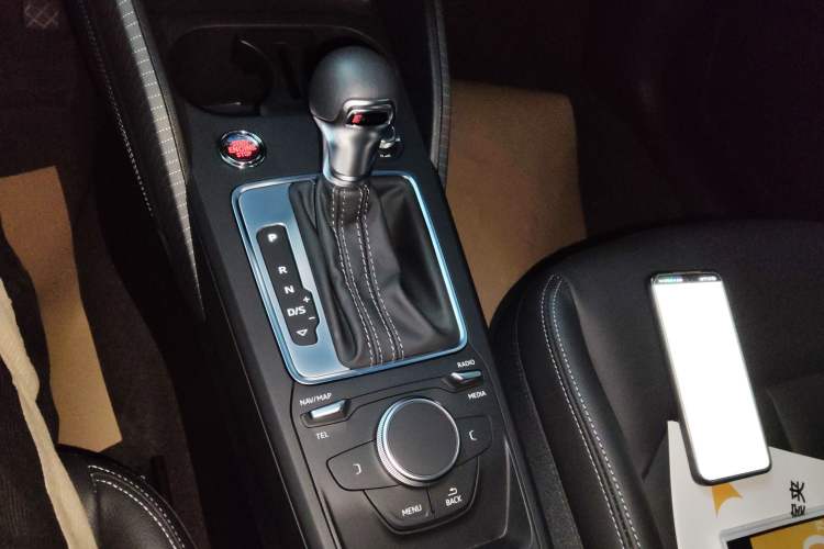 Used Audi Q2L 2022 35 TFSI Advanced Style Edition
