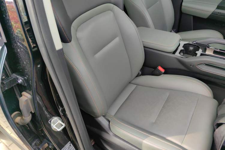 Used iCAR 03 2024 501km Four-wheel Drive Long-Range Advanced Version Right Front Seat