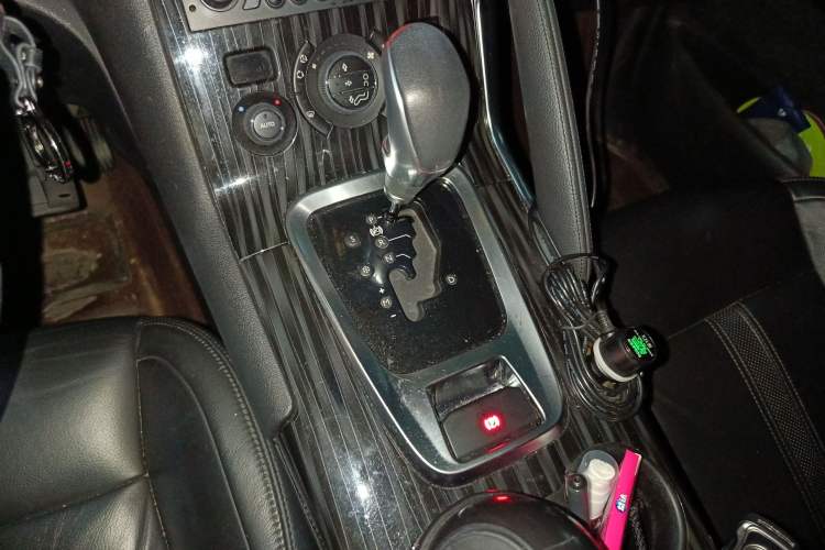 Used Peugeot 3008 2015 2.0L Automatic Trend Edition
