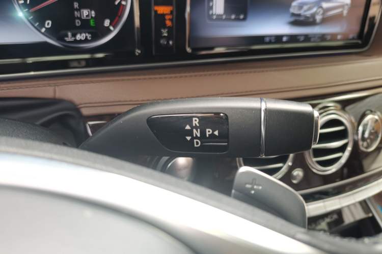 Used Mercedes-Benz Maybach S-Class 2016 S 400 4MATIC Gear Lever