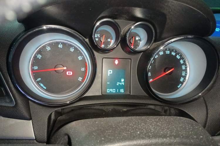 Used Buick Encore 2014 1.4T Automatic Two-Wheel Drive Urban Elite Model