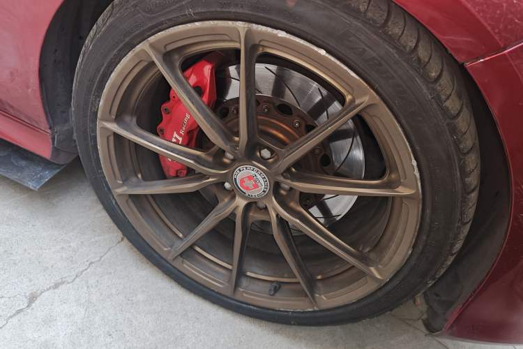 Used Mercedes-Benz E-Class 2015 E 260 L Sport & Fashion Model