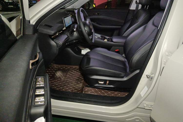 Used Baojun Yunhai 2024 500km Pure Electric Version
