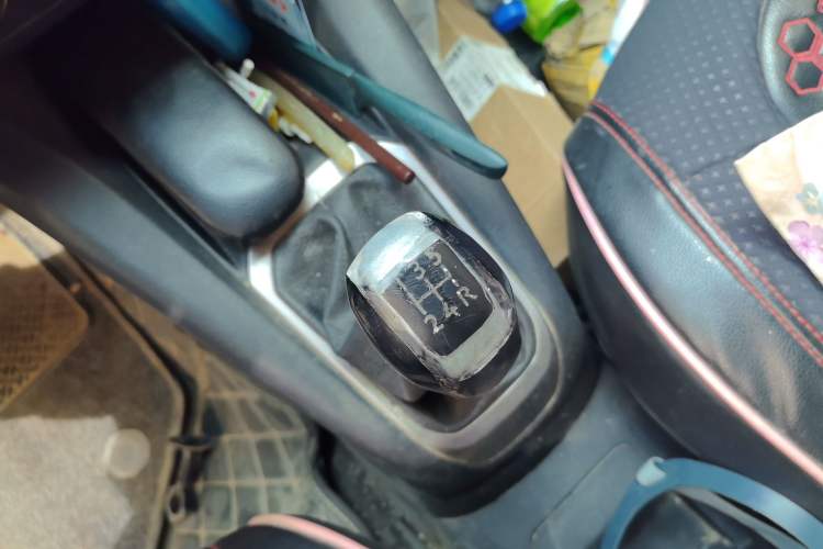 Used Peugeot 301 2014 1.6L Manual Comfort Edition Gear Lever