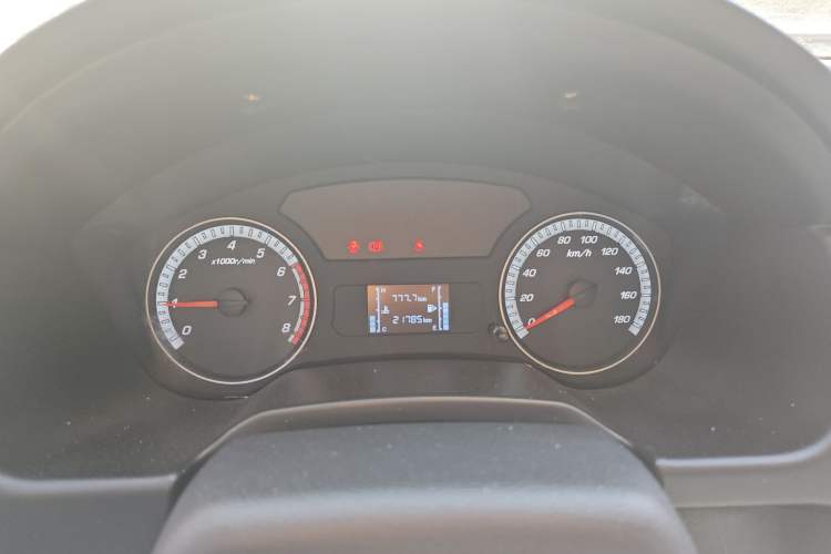 Used CHANGAN KAICHENG F300 2022 1.5L "True Fragrance" Long-Wheelbase DAM15KL Instrument Cluster