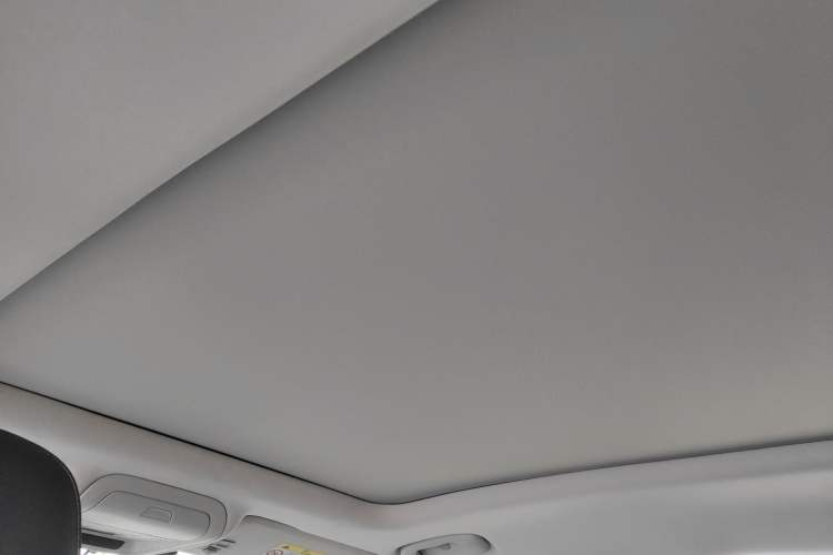 Used Chevrolet Equinox 2019 535T Automatic YuJie Edition China V Standard Headliner