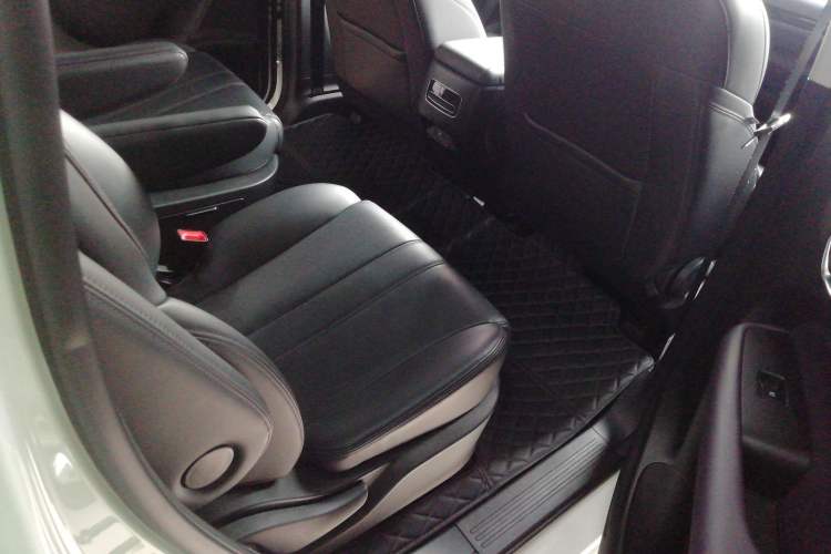 Used GAC Trumpchi M6 2024 MAX 270T WDCT Luxury Edition
