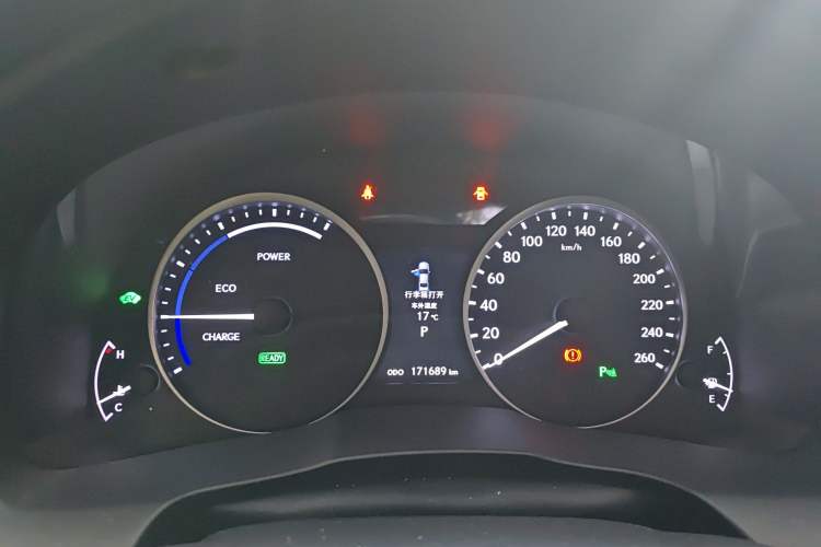 Used Lexus ES 2014 300h Elite Edition
