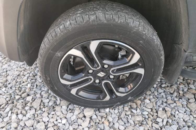 Used Baojun Spark 2023 Flagship Edition Left Front Wheel Hub