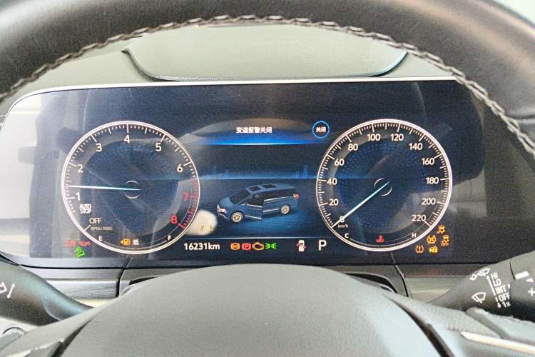 Used Buick GL8 2022 ES Landtrek 653T Luxury Edition
