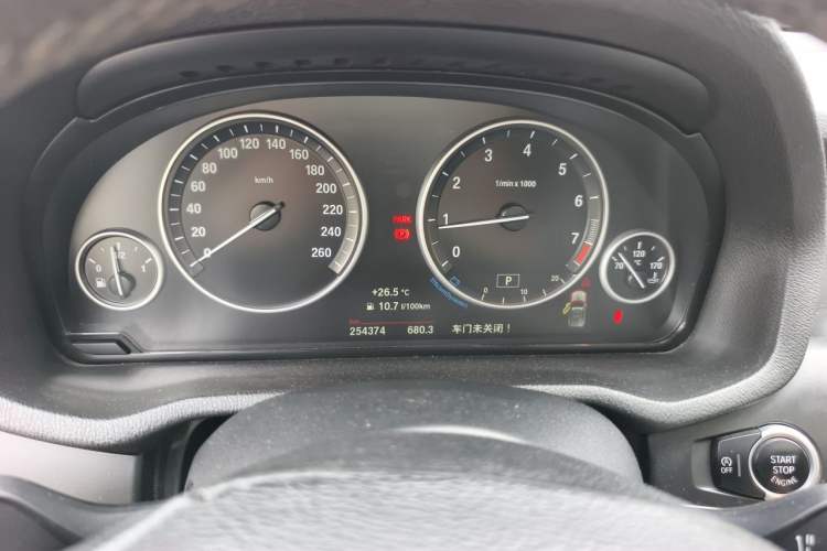 Used BMW X3 2014 xDrive20i Leading Model