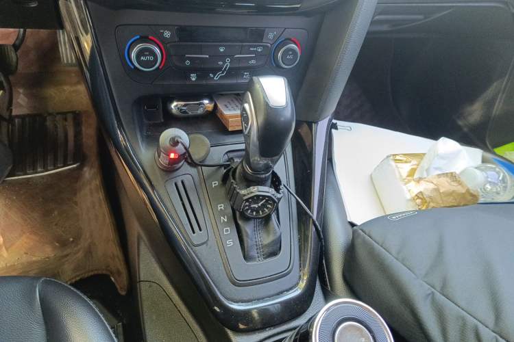 Used Ford Focus 2017 Sedan 1.6L Automatic Fashion Edition Smart Drive Version