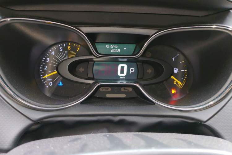 Used Renault Captur 2015 1.2T Automatic Comfort Edition