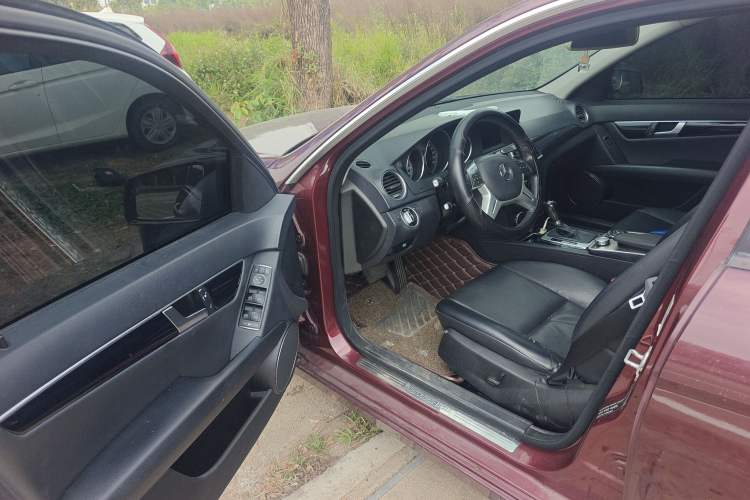 Used Mercedes-Benz C-Class 2013 C 180 CGI Classic