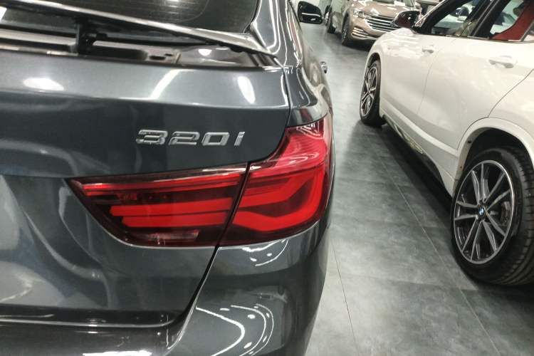 Used BMW 3 Series GT 2019 320i M Sport Package Exterior 3