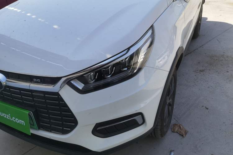 Used BYD Yuan New Energy 2019 EV535 Smart Connect Trendsetting Model Left Front Headlight