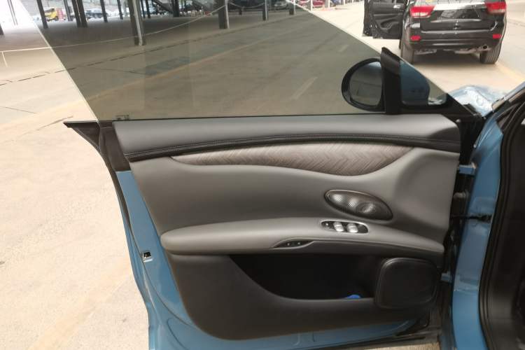 Used IM LS6 2025 Ultra-Powerful Lingxi Intelligent Enjoyment Edition
