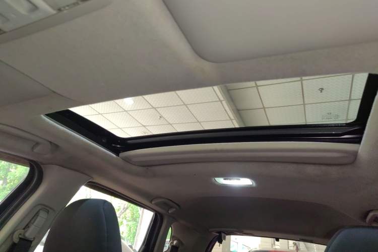 Used Honda Fit 2018 1.5L CVT Comfort Sunroof Version Headliner