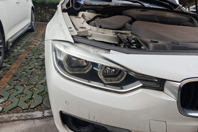 Used BMW 3 Series 2017 320Li Fashion Model
