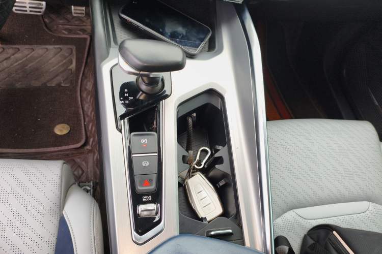 Used Geely Auto Preface 2021 Revised Version 2.0TD Luxury Edition Gear Lever