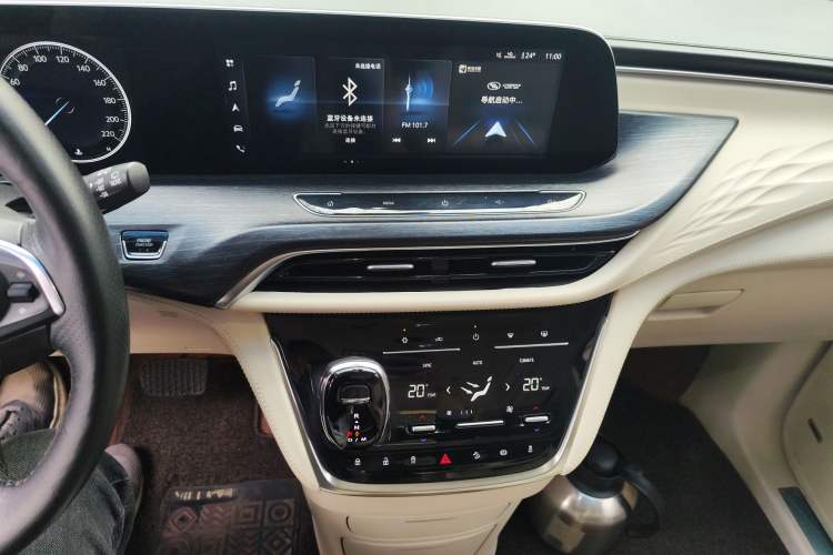 Used Buick GL8 2020 Avenir Avia Six-Seat Deluxe Edition