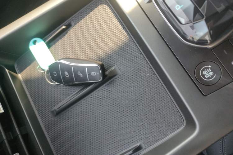 Used BYD Qin PLUS 2025 DM-i Smart Drive 55KM Leading Model