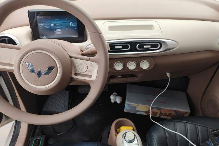 Used Wuling Hongguang MINIEV 2025 Four-Door Version Advanced Edition