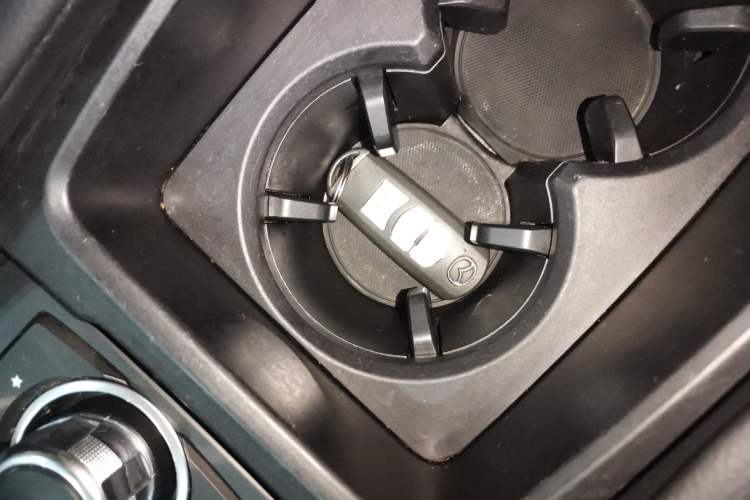 Used Mazda Mazda 3 Axela 2017 Sedan 1.5L Automatic Luxury Model Emission Standard China V