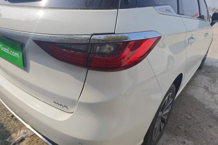 Used BYD Song MAX 2019 1.5T Automatic Smart Connect Ruiyi Model 7 Seats China V Emission Standard Right Rear Taillight