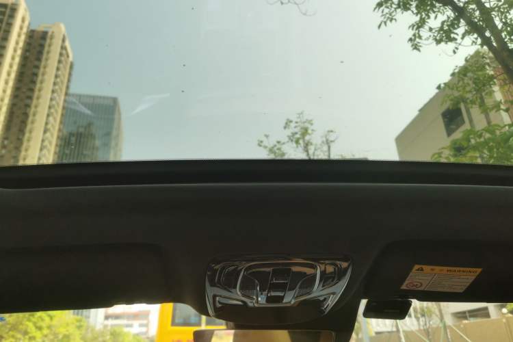 Used Roewe RX5 2023 1.5T Luxury Sliding-Screen Version Headliner