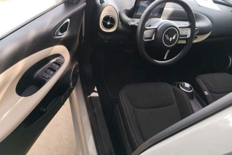 Used Wuling Bingo 2023 203km Light Edition