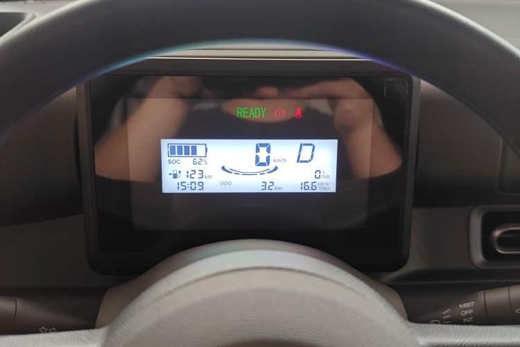 Used Wuling Zhiguang New Energy 2025 Comfort Model Instrument Cluster