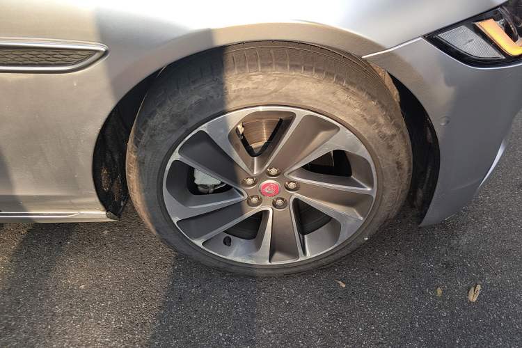 Used Jaguar XFL 2021 XFL 2.0T P200 Two-Wheel-Drive Elite Luxury Edition
