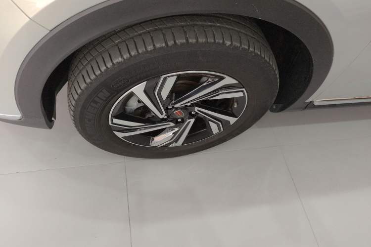 Used Hongqi HS5 2022 Revised Version 2.0T Smart Connect Flagship Edition
