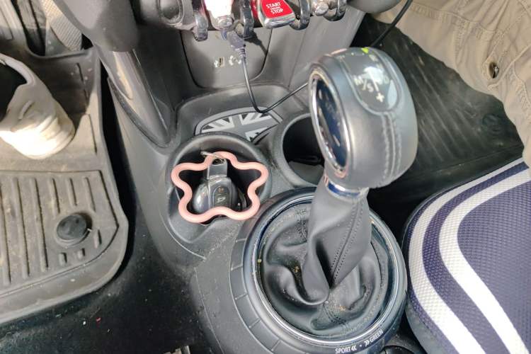 Used MINI 2014 1.5T COOPER Fun
