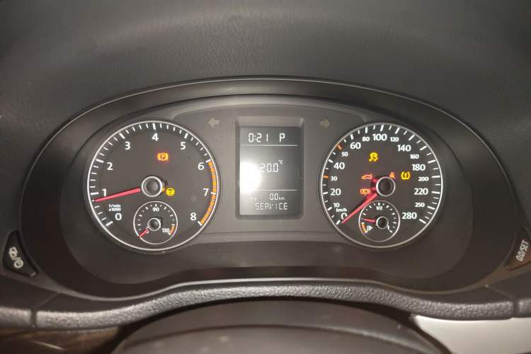 Used Volkswagen Passat 2013 1.8TSI DSG Prestige Edition Instrument Cluster