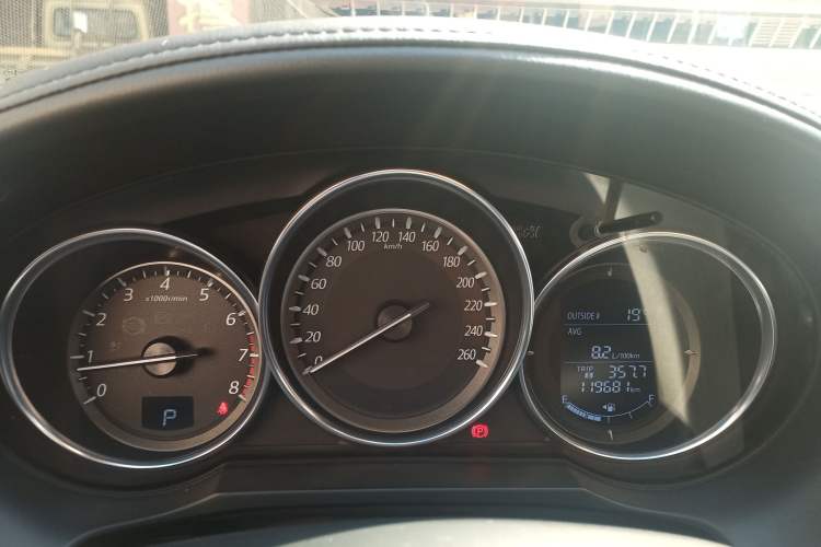 Used Mazda Atenza 2017 2.0L Blue Sky Luxury Edition