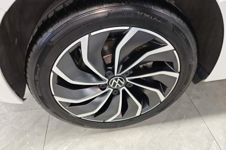 Used Volkswagen Golf 2023 Facelift 280TSI DSG Pro
