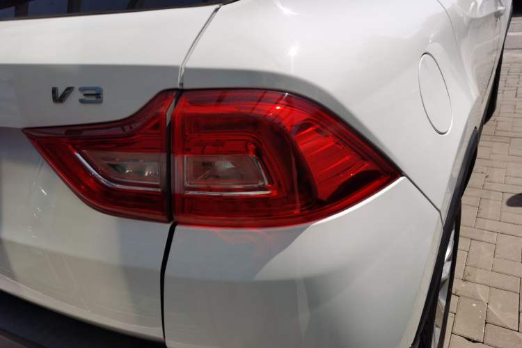 Used Brilliance V3 2017 1.5L Manual Comfort Model