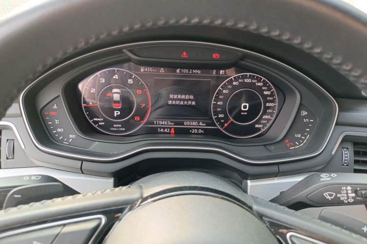 Used Audi A4L 2018 30th Anniversary Edition 40 TFSI Fashion Model
