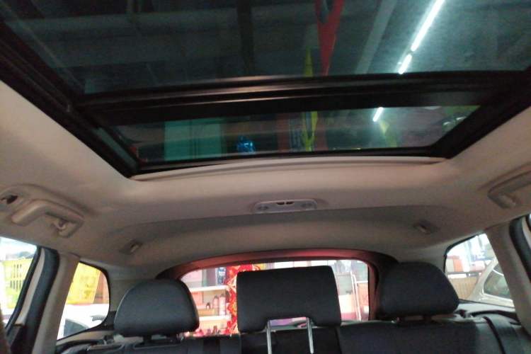 Used Volvo XC60 2016 T5 Smart Upgrade Model Headliner