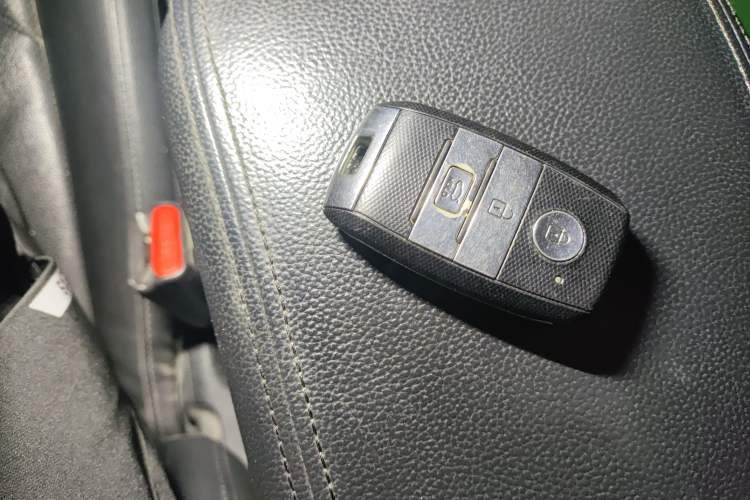 Used Kia K5 2016 1.6T Automatic LUX